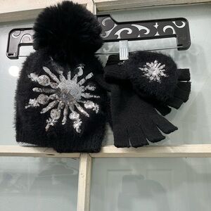 New black faux fur hat and gloves set ! Super soft with silver sequin snowflakes